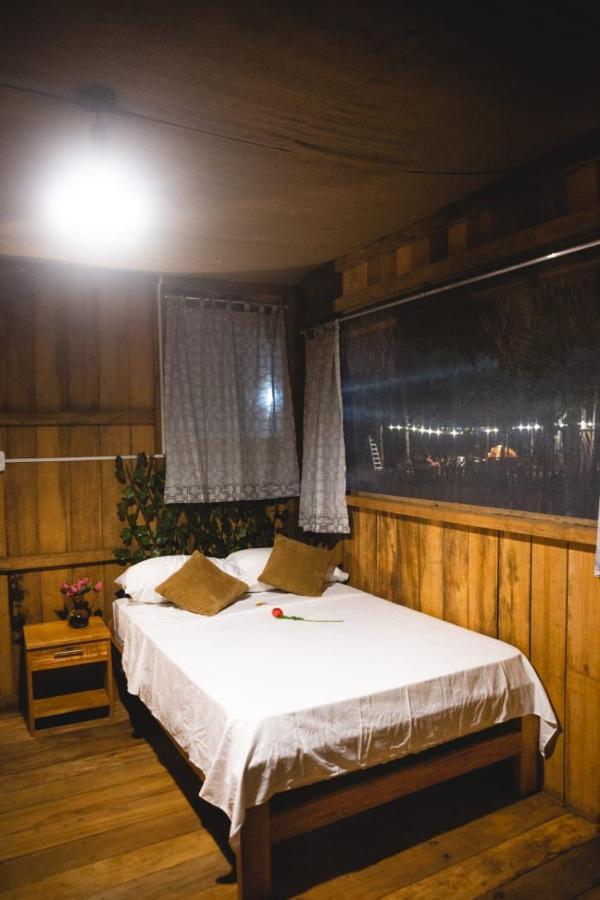 Pampa Hermosa Lake Resort プエルト・マルドナード エクステリア 写真